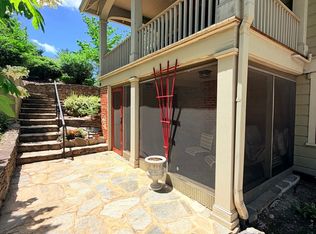 61 Cumberland Cir, Asheville, NC 28801