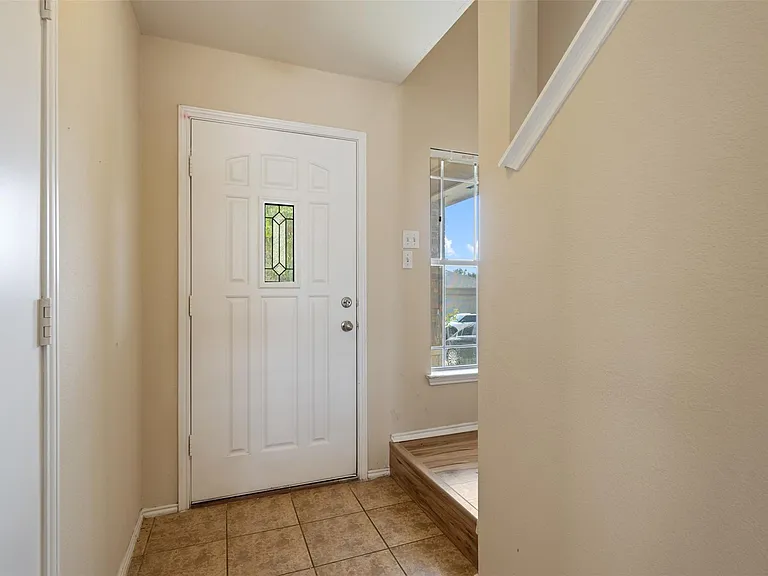13405 Lismore Ln — Photo 5