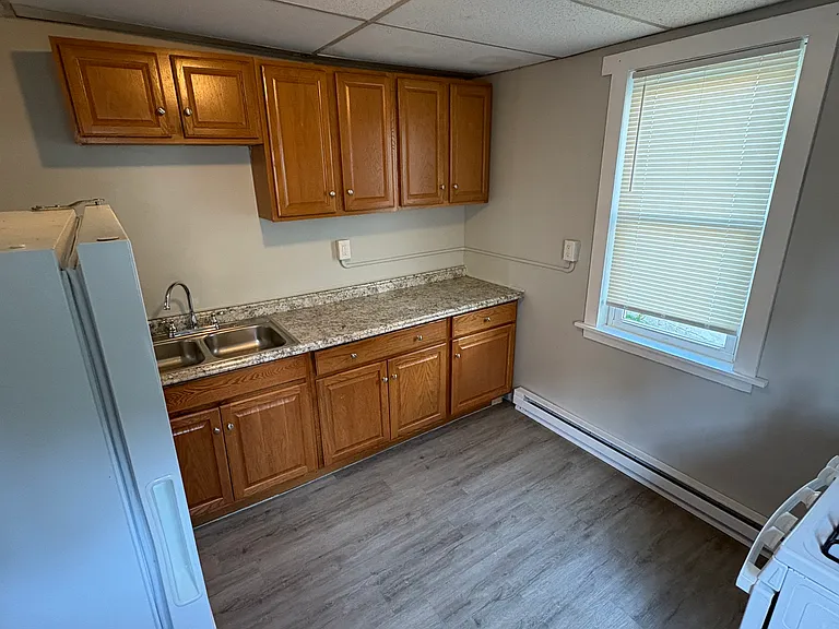 2824 Walnut St — Photo 2