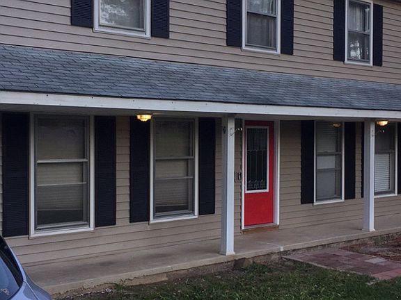 2nd image of 530 Chinquapin Trl
