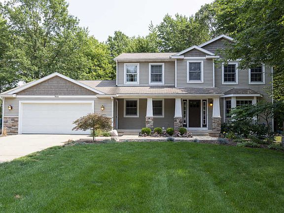 2nd image of 7466 Woodcliff Dr