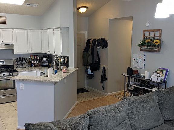 4th image of 12870 Daybreak Cir #1