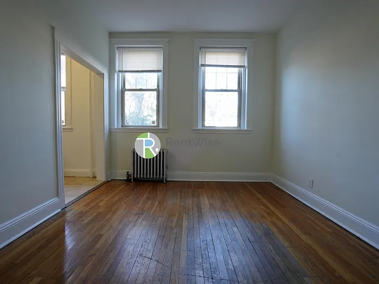 1844 Commonwealth ave — Photo 23