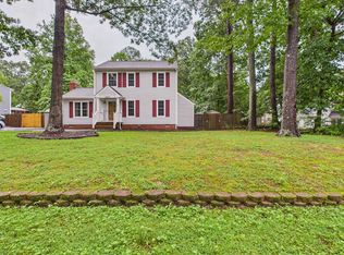 8621 Sunset Knoll Rd, North Chesterfield, VA 23237