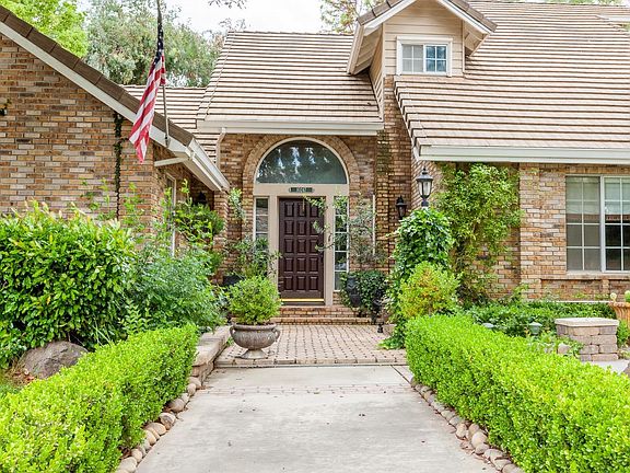 2nd image of 10247 Buckmeadows Dr