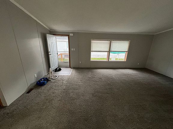 5th image of 59108 Dawn St