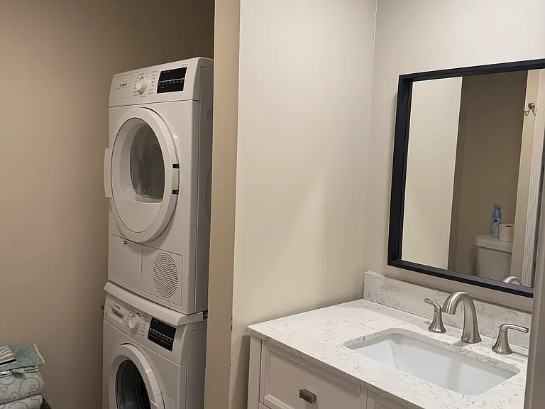 7834 Broadway St #104 — Photo 12