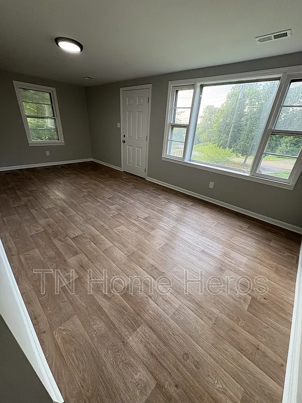 2 bed, 2.0 bath, 1050 sqft, $1,650 — Photo 3