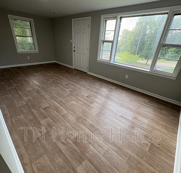 5247 McIntyre Rd — Photo 2