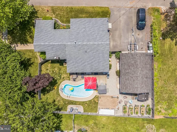 362 Marine St, Tuckerton, NJ 08087