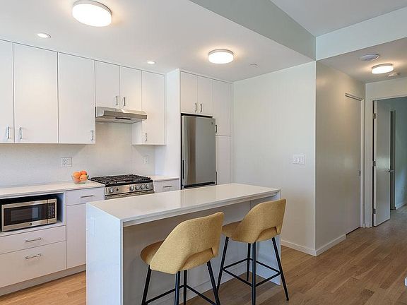 2nd image of 3768 Jennings St