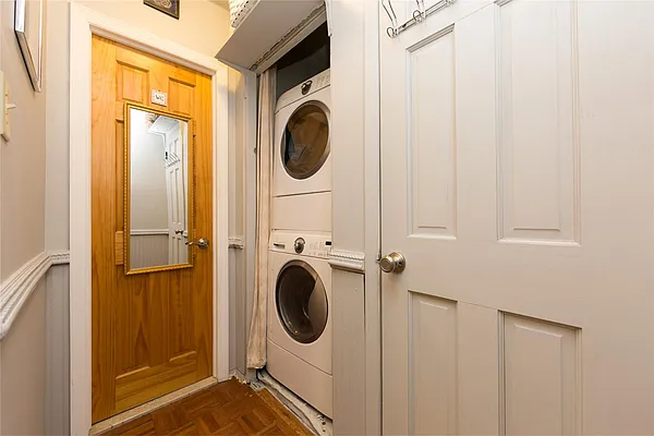 Sold by Dorsa Group | media 30