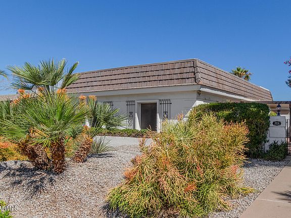 2nd image of 2314 W PARADISE Drive