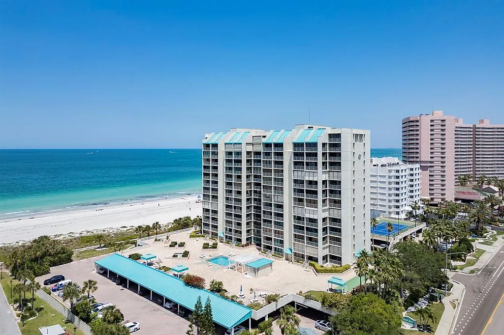 2 bed, 2.0 bath, 1364 sqft, $3,500 — Photo 3