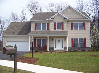 18 Dogwood Ter, Dillsburg, PA 17019