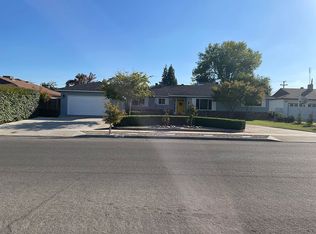 483 W Sample Ave, Fresno, CA 93704