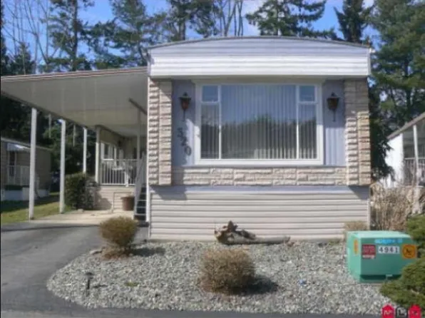 1840 160th St #320, Surrey, BC V4A 4X4