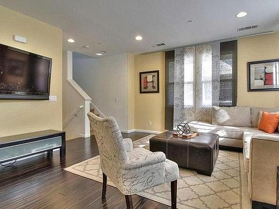 4th image of 2509 Heron Ct