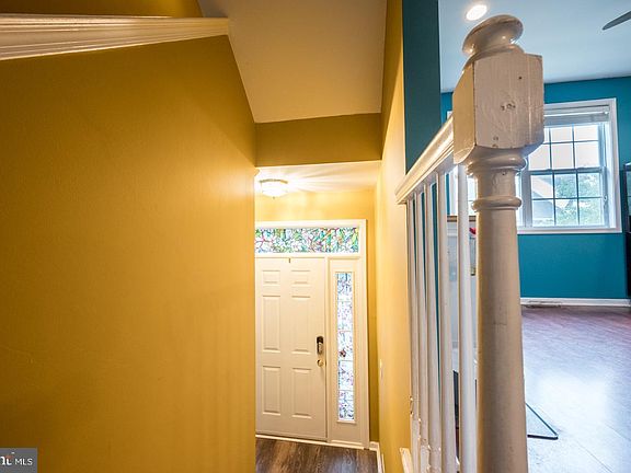 3rd image of 225 Jefferson Ave