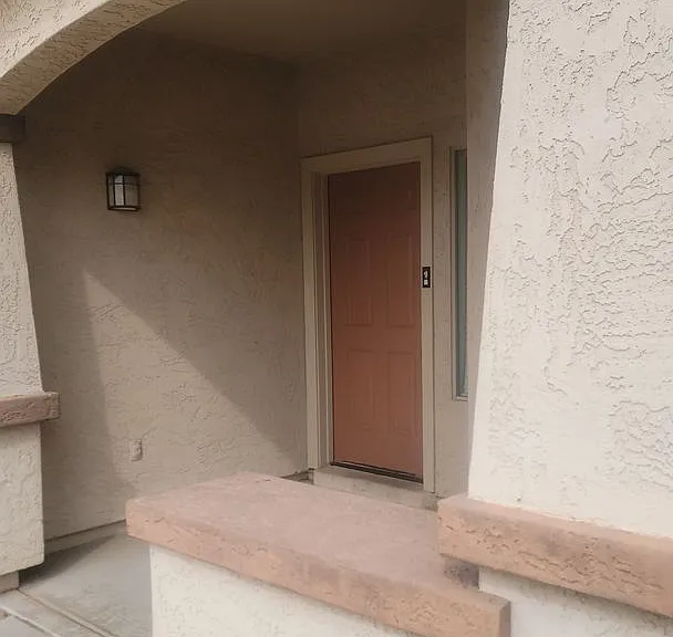 22257 N Gibson Dr — Photo 3
