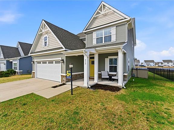 3rd image of 212 Green Lake Rd