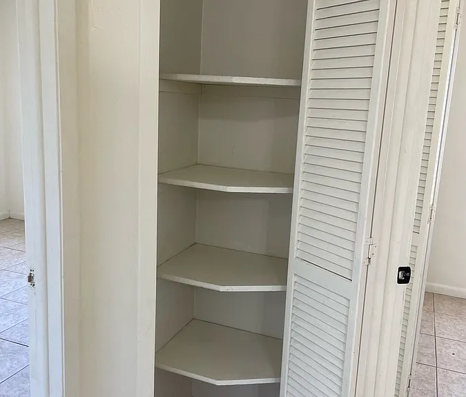 1823 SW Santa Barbara Pl #1823 — Photo 29