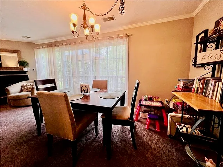26 Monmouth Dr — Photo 5