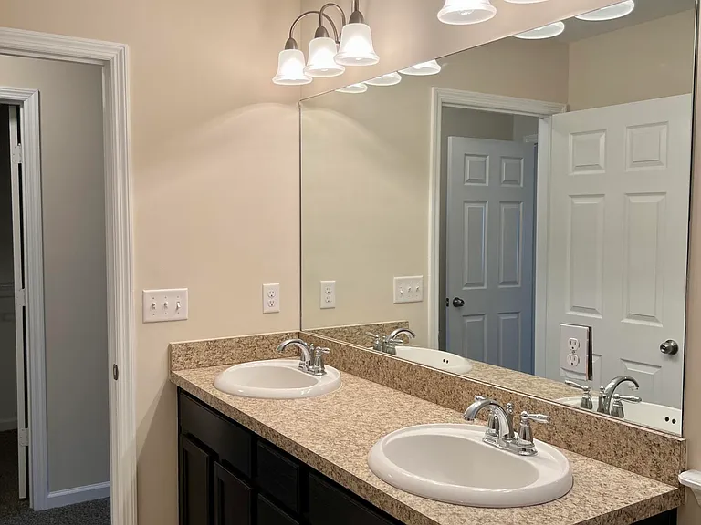 519 Ryker Way — Photo 16