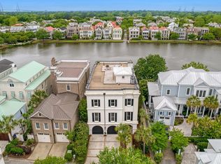 31 Krier Ln, Mount Pleasant, SC 29464