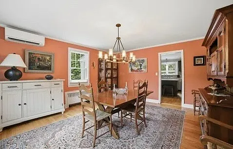 65 W Park Ave — Photo 24