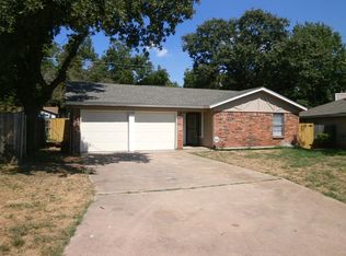 7313 Hyde Ct, Fort Worth, TX 76112
