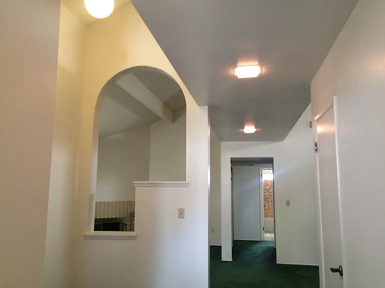 7131 Hanover Cir — Photo 2