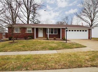 2625 Causeway Dr, Saint Louis, MO 63125