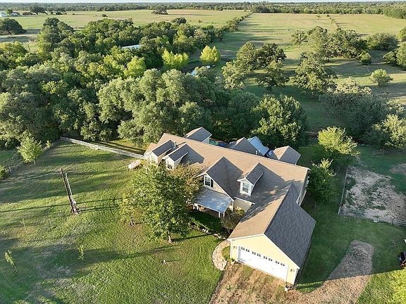 3rd image of 8456 Schuster Rd