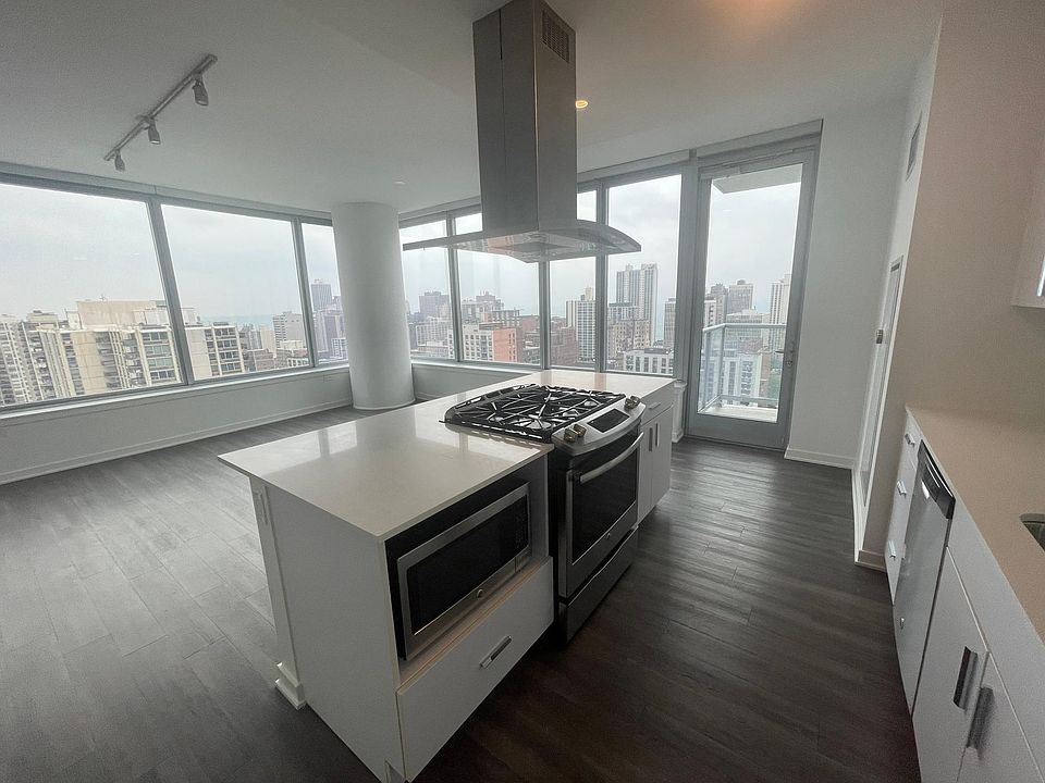 1st image of 1660 N La Salle St #1205