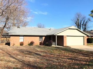 1536 E Cortland St, Fayetteville, AR 72703