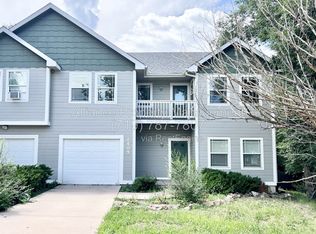 2405 W Monument St, Colorado Springs, CO 80904