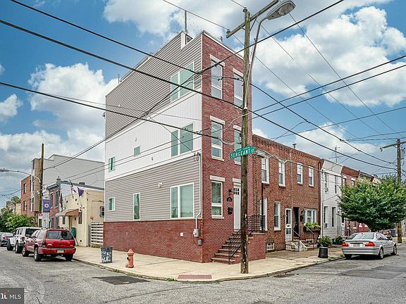 2nd image of 2535 Gaul St