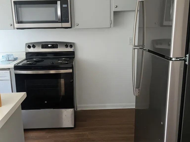 736 Mills St #A — Photo 2