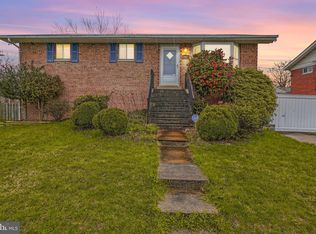 8911 Robin Pl, Laurel, MD 20708