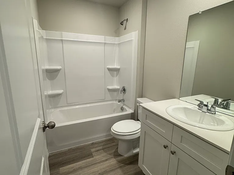 304 Deaf Smith St — Photo 3