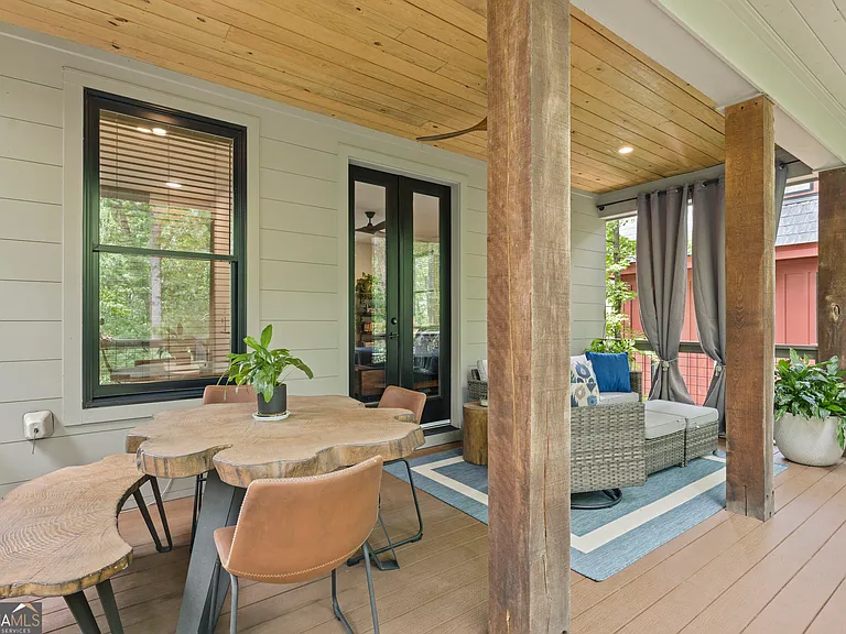 110 Arcadia Ave — Photo 44