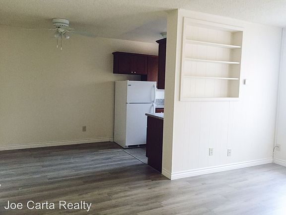 4th image of 4152 32nd St APT 18