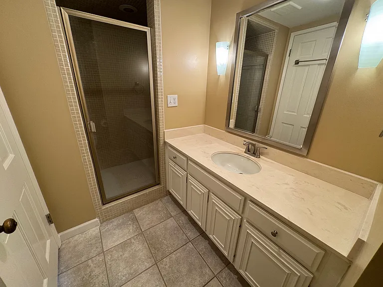2330 43rd Ave E #1 — Photo 49
