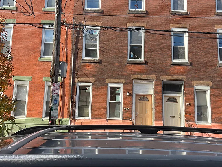 1534 S 15th St — Photo 1