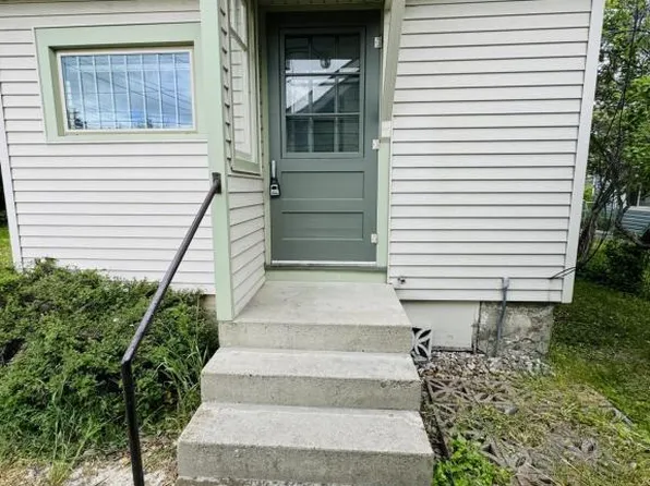 821 1/2 N Ewing St, Helena, MT 59601