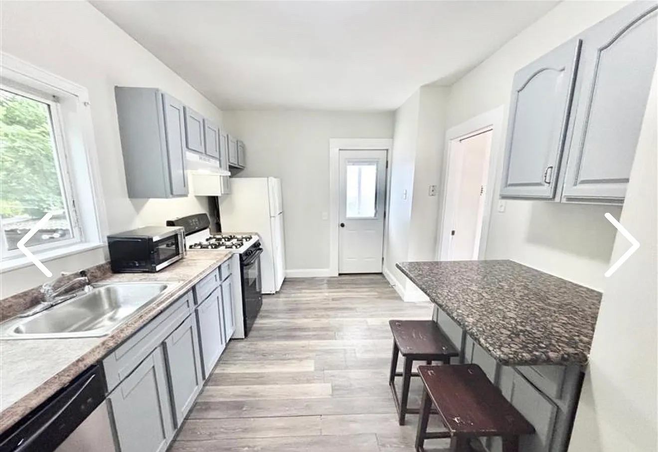123 Winthrop St — Photo 3