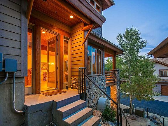 3rd image of 42 Potter Ln