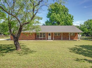 202 Old Justin Rd, Argyle, TX 76226
