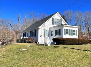 125 E Mountain Ave, Winsted, CT 06098